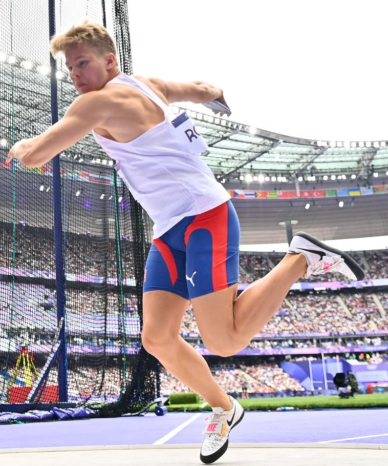 秘鲁田径运动员刷新个人最佳