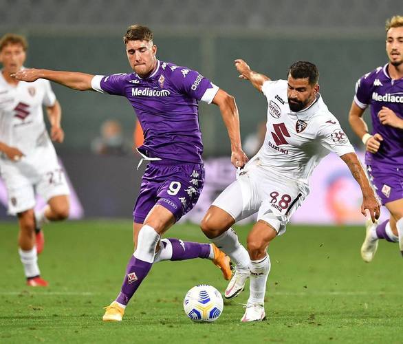 马赛主场告负,联赛形势岌岌可危 马赛主场告负,联赛形势岌岌可危