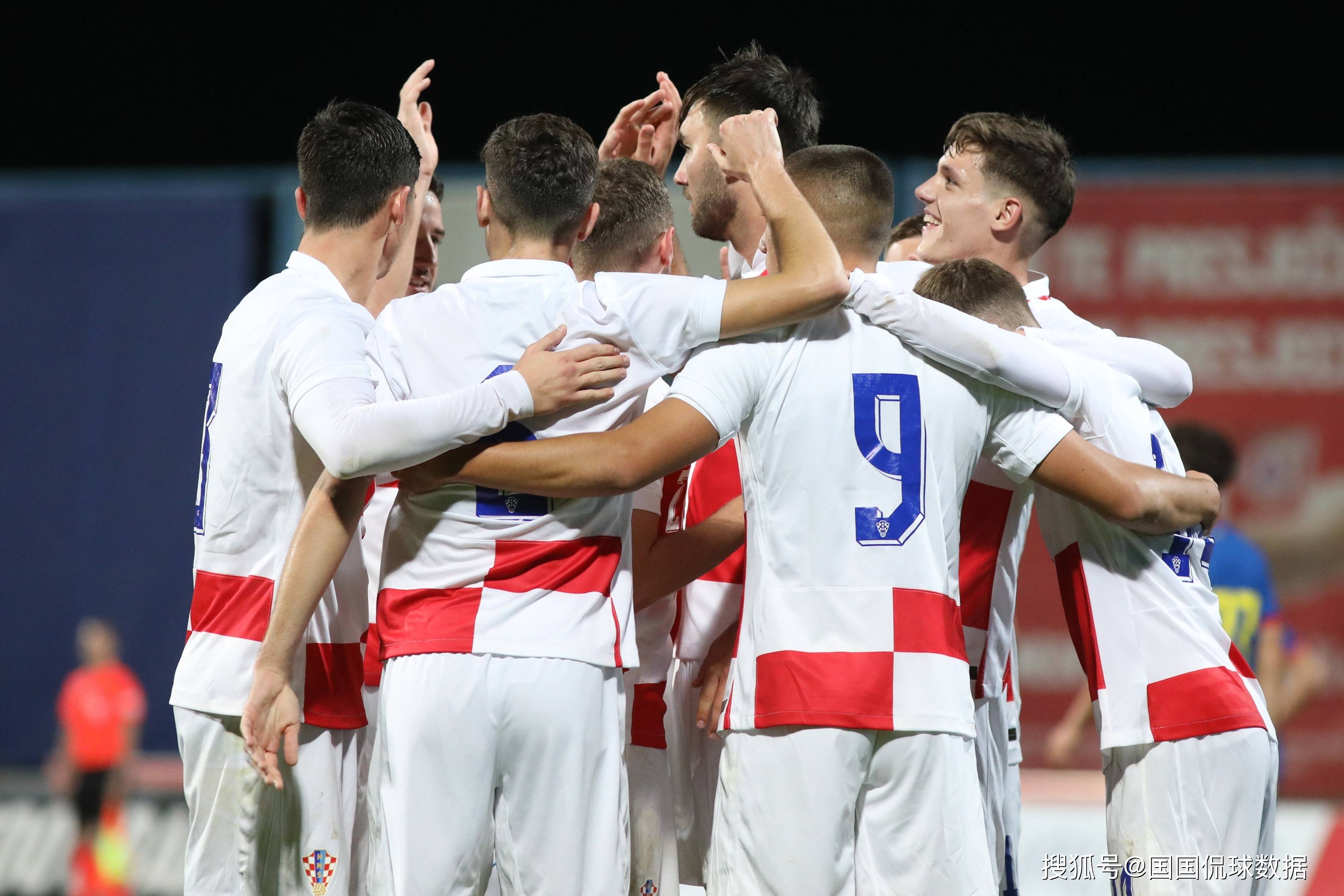 克罗地亚突围波兰，客场取胜法兰西