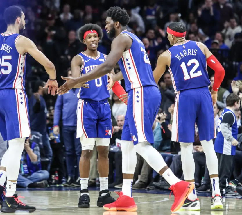 山西队逆转76人，克莱扛起全队